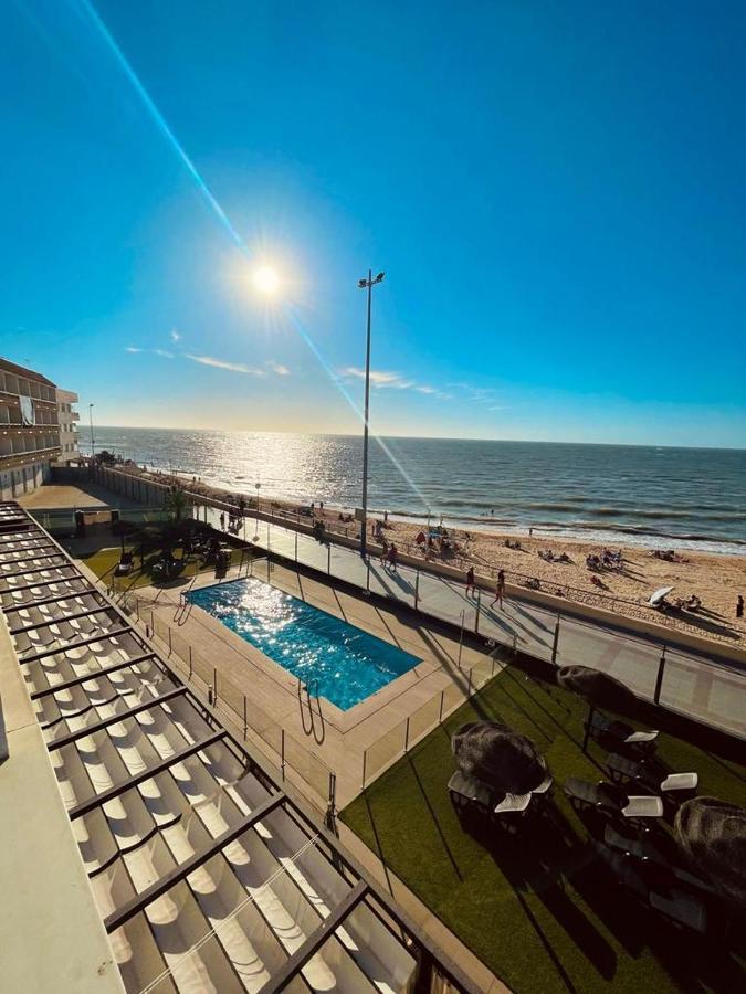 Cruz Del Mar Beach, Apartamentos Living Sur Чипиона Экстерьер фото